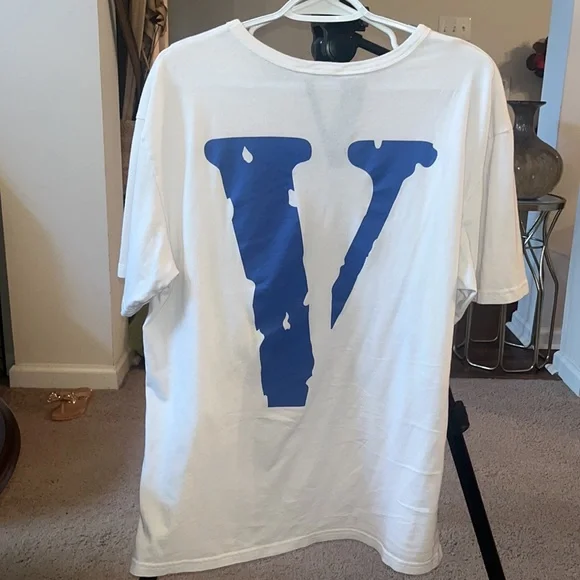 VLONE (Virgil) men’s white tshirt. Good condition